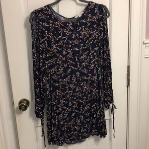 American Eagle long sleeve dress